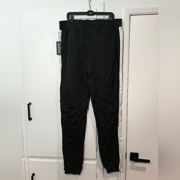 Elwood Black and White Men's Track Pants - Picture 4 of 4